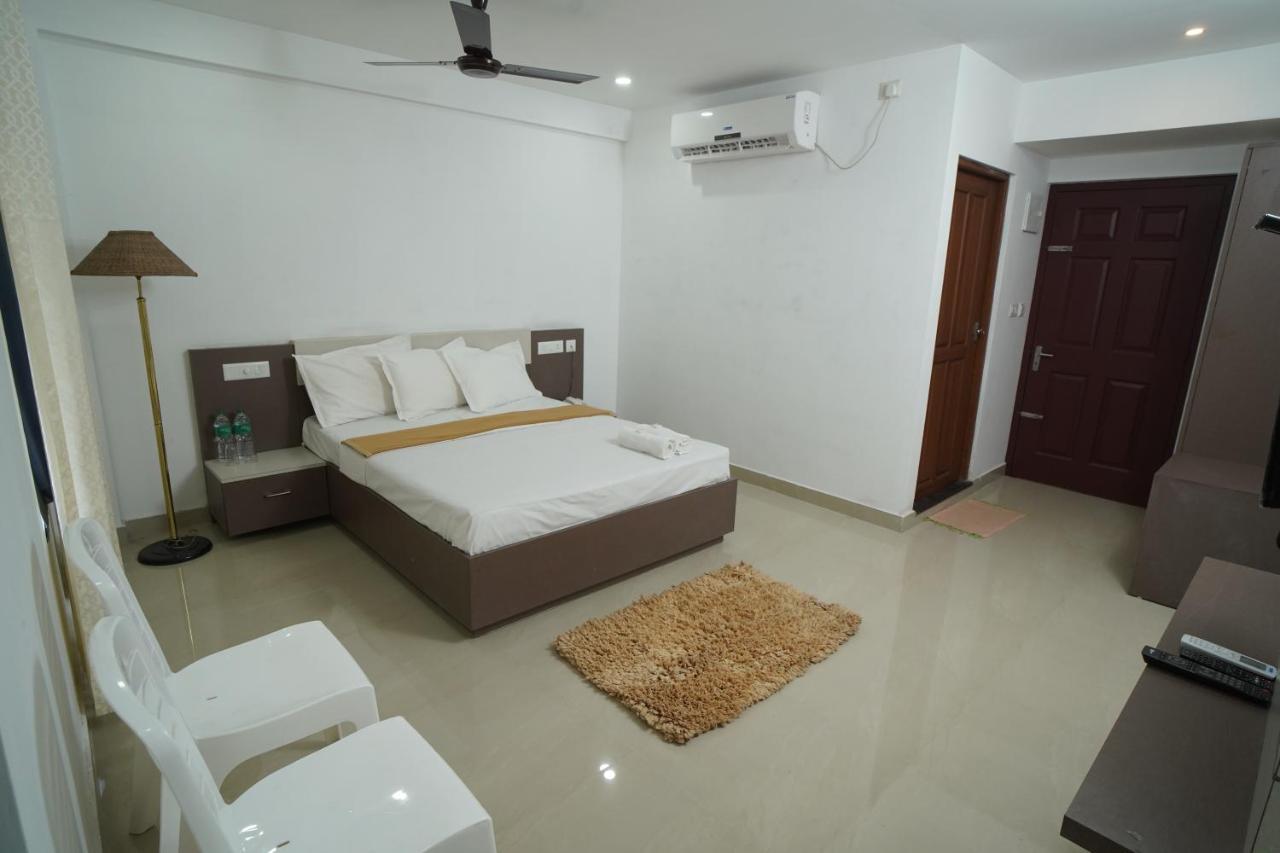 Sn Rooms Perumpavur Екстер'єр фото