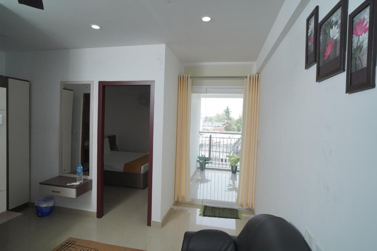 Sn Rooms Perumpavur Екстер'єр фото